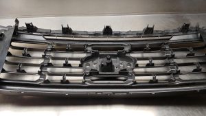 SCRATCHED 2024 Ford F150 OEM Front Upper Grille Assembly RL34-8200-AC5YZ9 - Image 11