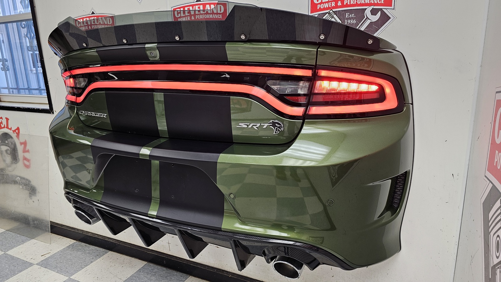 Dodge Charger Hellcat Rear