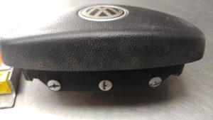 1998-2005 Volkswagen Beetle OEM Steering Wheel Air Bag w/ Module 1C0-880-201-M-4EC - Image 5